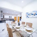 Casa Ferrel - Luxury 9 Bedroom With Indoor & Outdoor Pools * לאגוּ‏ש