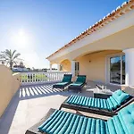 Casa Ferrel - Luxury 9 Bedroom With Indoor & Outdoor Pools וילה