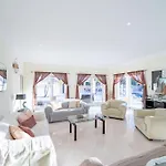 Casa Ferrel - Luxury 9 Bedroom With Indoor & Outdoor Pools *