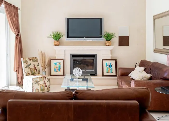 Casa Ferrel - Luxury 9 Bedroom With Indoor & Outdoor Pools Villa Lagos