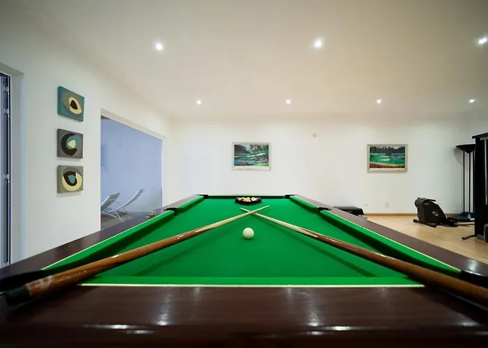 别墅 Casa Ferrel - Luxury 9 Bedroom With Indoor & Outdoor Pools *