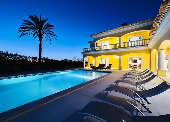别墅 Casa Ferrel - Luxury 9 Bedroom With Indoor & Outdoor Pools 拉哥斯