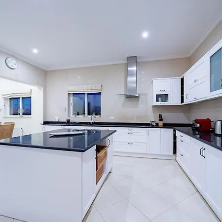 Casa Ferrel - Luxury 9 Bedroom With Indoor & Outdoor Pools