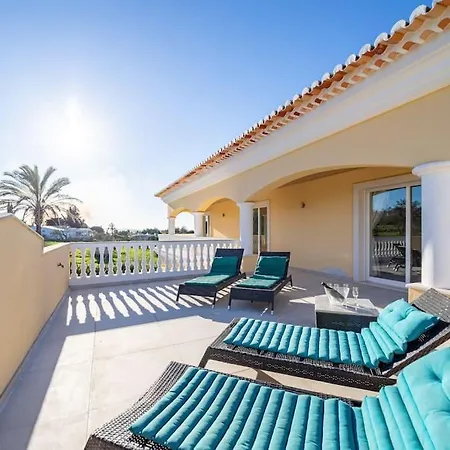 Casa Ferrel - Luxury 9 Bedroom With Indoor & Outdoor Pools Villa