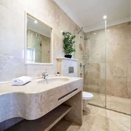 Villa Casa Ferrel - Luxury 9 Bedroom With Indoor & Outdoor Pools