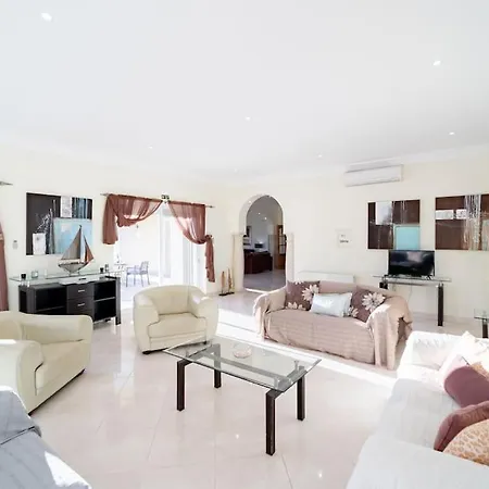 Casa Ferrel - Luxury 9 Bedroom With Indoor & Outdoor Pools